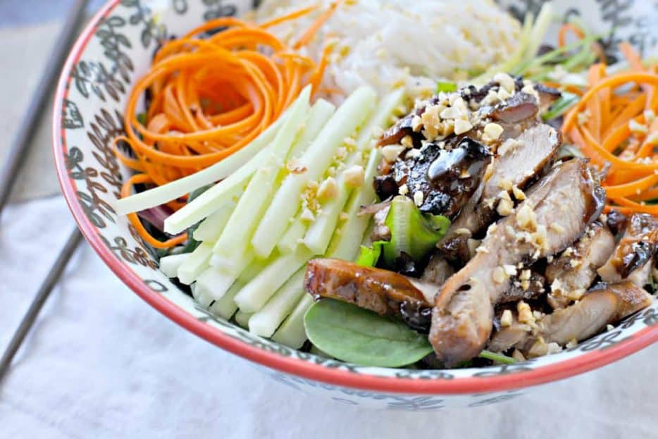 Char-Siu Chicken Bún Bowls (gluten-free) - the pig & quill