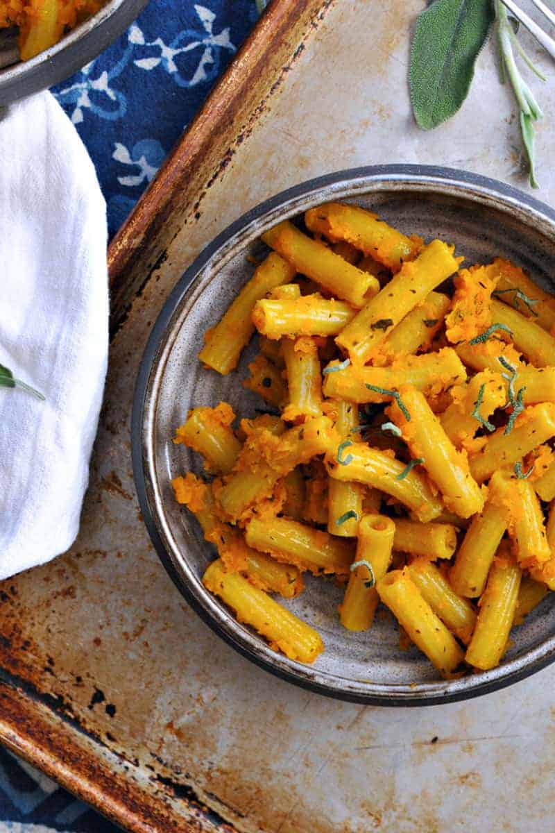 Caramelized Red Kuri Squash Pasta Recipe: A savory and surprisingly hearty vegan/vegetarian pasta ready in about 30 minutes (with GF variation). Find the full recipe at www.thepigandquill.com. #vegan #vegetarian #glutenfree #pasta #recipe #squash #fall