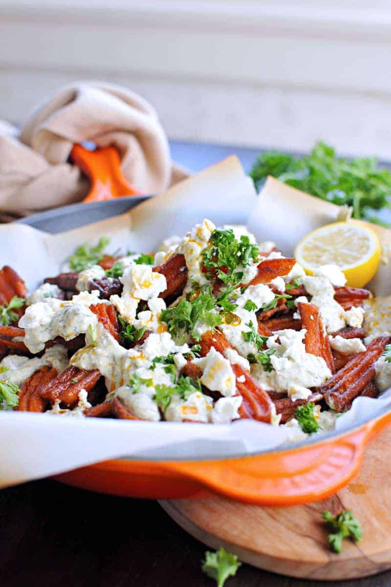 greek sweet potato fries with curried tzatziki (via thepigandquill.com)