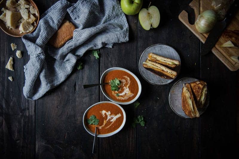 tomato-bacon bisque + apple-bacon grilled cheese |two red bowls guest post! (via thepigandquill.com)