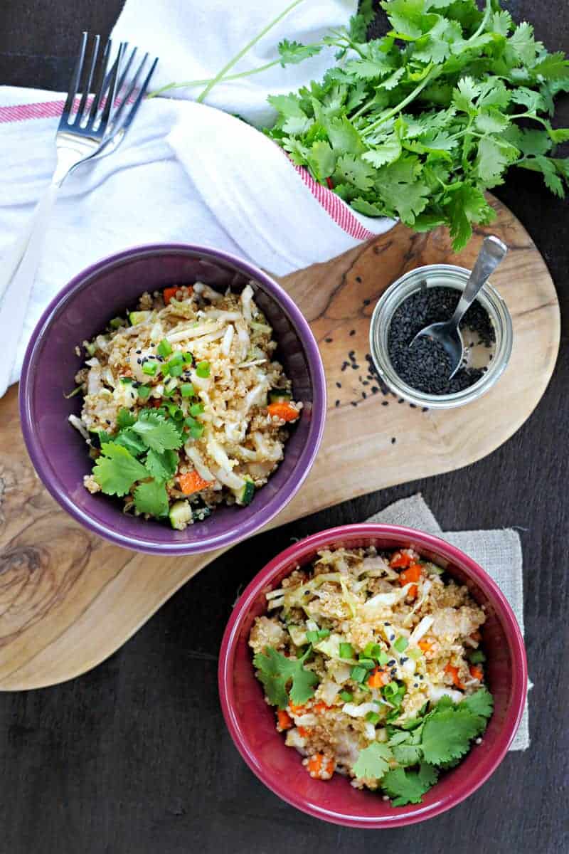 herbed asian quinoa salad recipe (gluten-free) | via thepigandquill.com