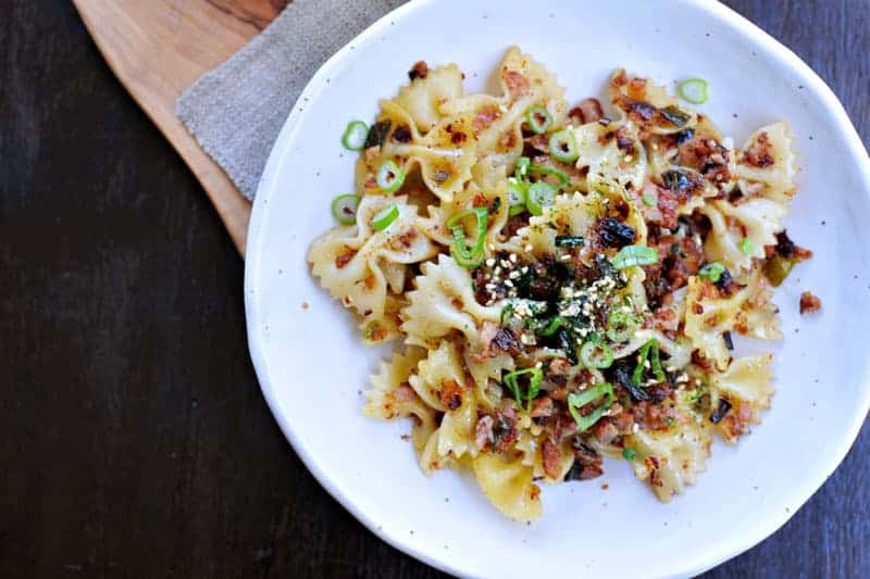 spicy caramelized spam + scallion pasta recipe via thepigandquill.com | #pasta #dinner #recipe #summer