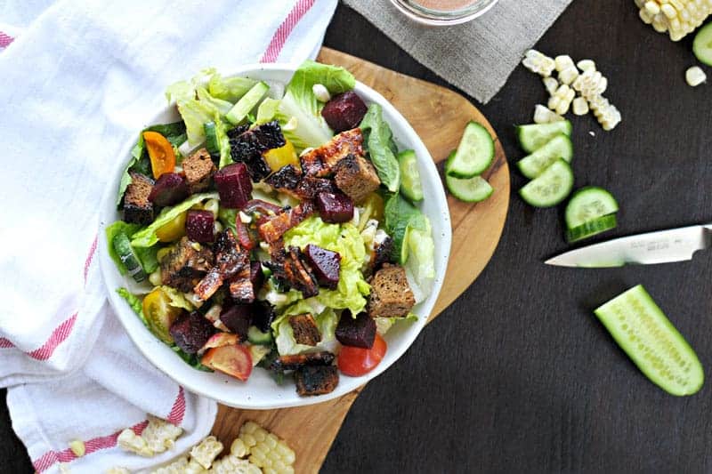 Ultimate Summer BLT Bowls - with BBQ bacon, sweet corn, pickled beets, rye croutons, raspberry-dijon dressing and more! (via thepigandquill.com) | #salad #summer #bacon #blt