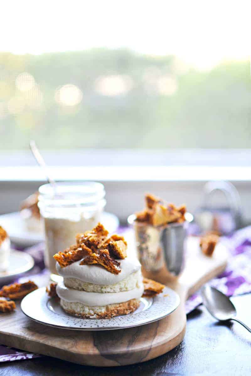 Mini Coffee Crunch Cakes recipe (via thepigandquill.com) Chiffon cake layered with coffee coconut cream coffee crunch honeycomb | #cake #coffee #recipe #desserts #dairyfree 