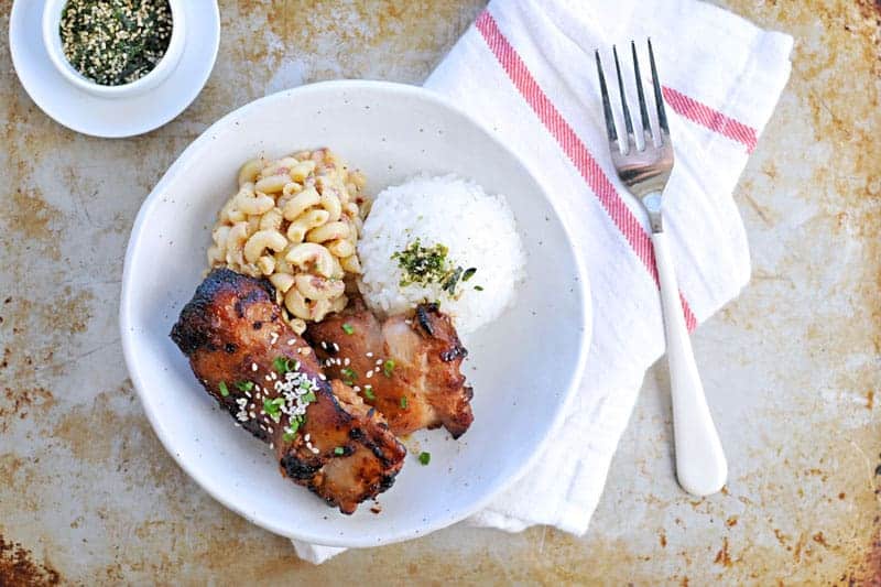 charbroiled shoyu chicken + curried mac salad lunch plate recipe (via thepigandquill.com) 