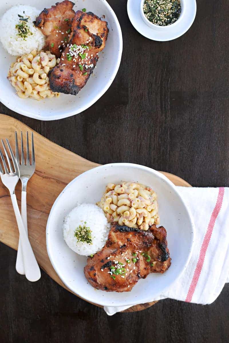 charbroiled shoyu chicken + curried mac salad lunch plate recipe (via thepigandquill.com) 