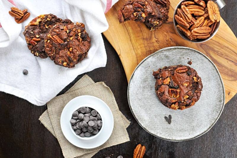 olive oil brownies with candied bacon + pecans (via thepigandquill.com) #chocolate #baking #dairyfree