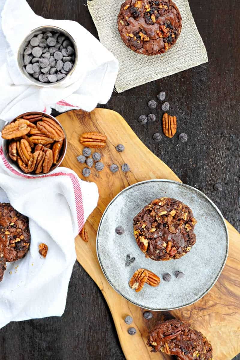 olive oil brownies with candied bacon + pecans (via thepigandquill.com) #chocolate #baking #dairyfree