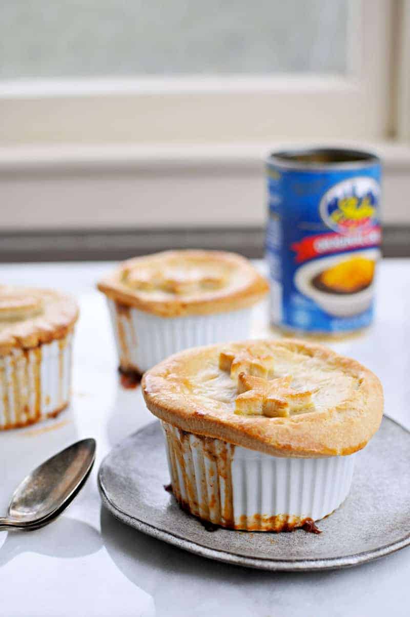 mini chili cheese dog pot pies recipe (via thepigandquill.com) #superbowl 