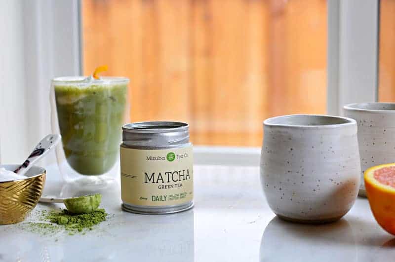 Citrus Matcha Latté recipe hot + iced (via thepigandquill.com) // #vegan #dairyfree #spring #tea