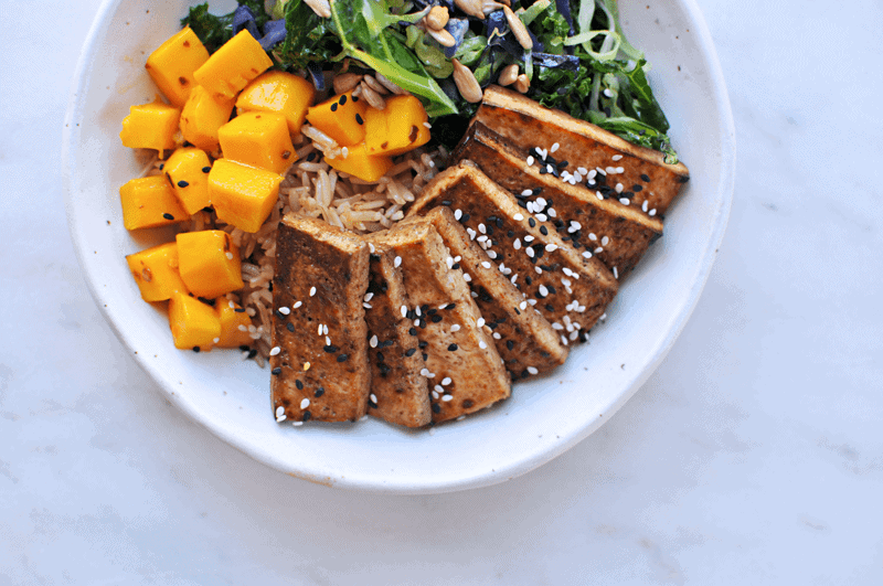 Sesame Balsamic Tofu Bowls with Chile Mango + Sunflower-Cilantro Pesto recipe from @thepigandquill | thepigandquill.com | #vegan #dairyfree #glutenfree