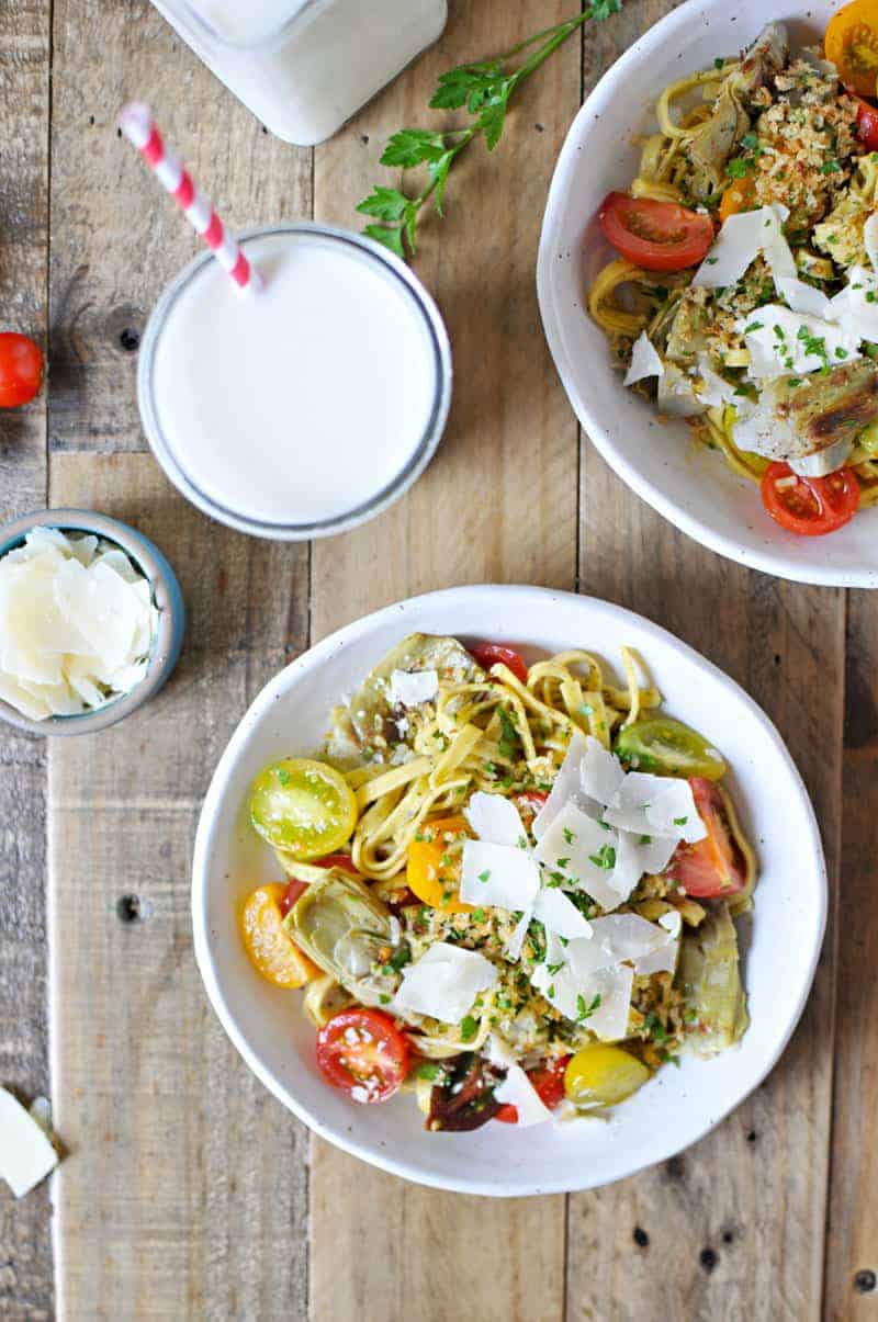 Grilled Artichoke and Cherry Tomato Pasta with Parm, Parsley + Garlic Toast Crumbs from @thepigandquill | via thepigandquill.com | #summer #vegetarian #brunch