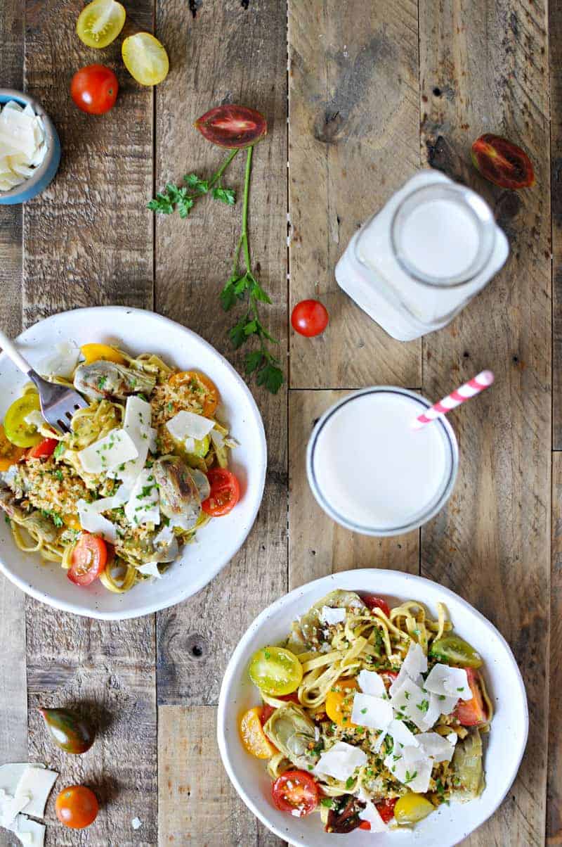 Grilled Artichoke and Cherry Tomato Pasta with Parm, Parsley + Garlic Toast Crumbs from @thepigandquill | via thepigandquill.com | #summer #vegetarian #brunch