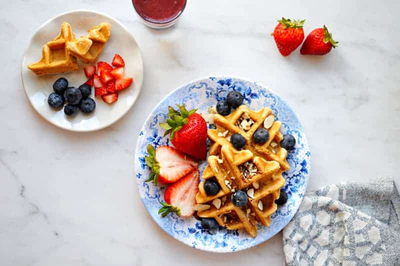 Spinach Banana Waffles - Feeding Tiny Bellies