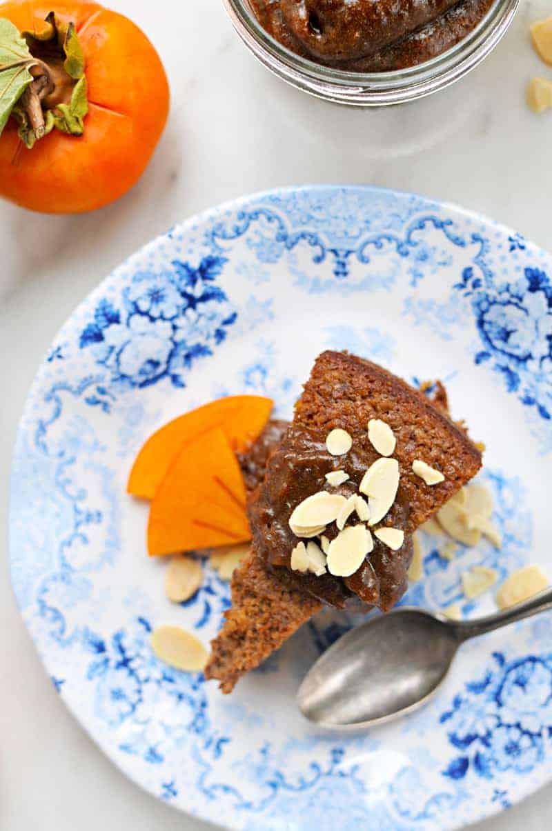 Flourless Persimmon Cake with Black Pepper-Molasses Date Caramel (DF/GF) (via thepigandquill.com)