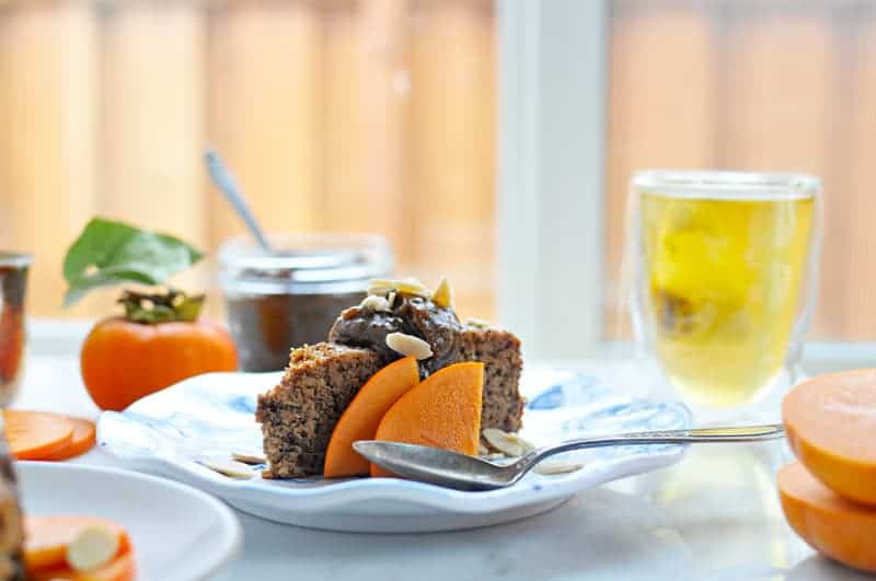 Flourless Persimmon Cake with Black Pepper-Molasses Date Caramel (DF/GF) (via thepigandquill.com)