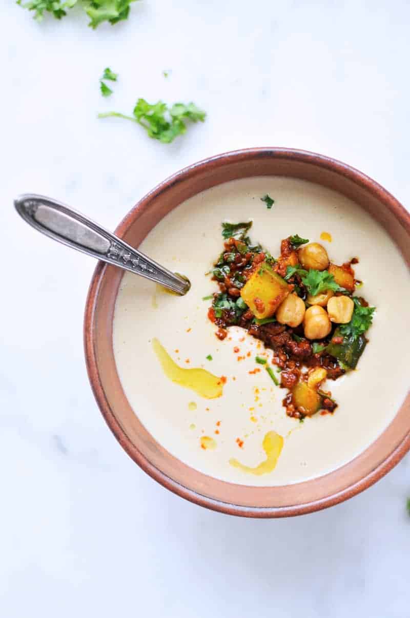 Creamy Hummus Soup with Crispy Soyrizo Gremolata (Vegan) (via thepigandquill.com) 