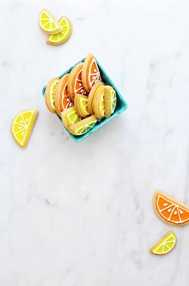 4-Ingredient Rolled (Citrus!) Sugar Cookies recipe via thepigandquill.com #eggfree #baking #lemon #dessert