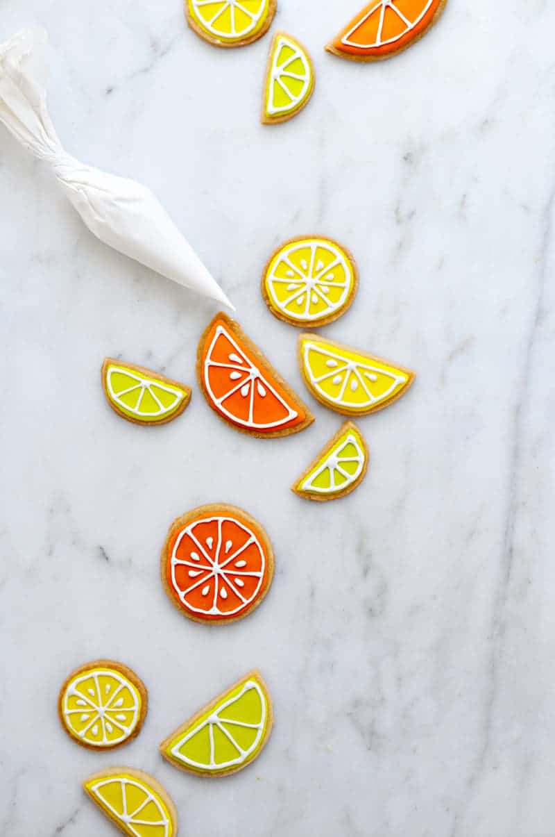 4-Ingredient Rolled (Citrus!) Sugar Cookies recipe via thepigandquill.com #eggfree #baking #lemon #dessert