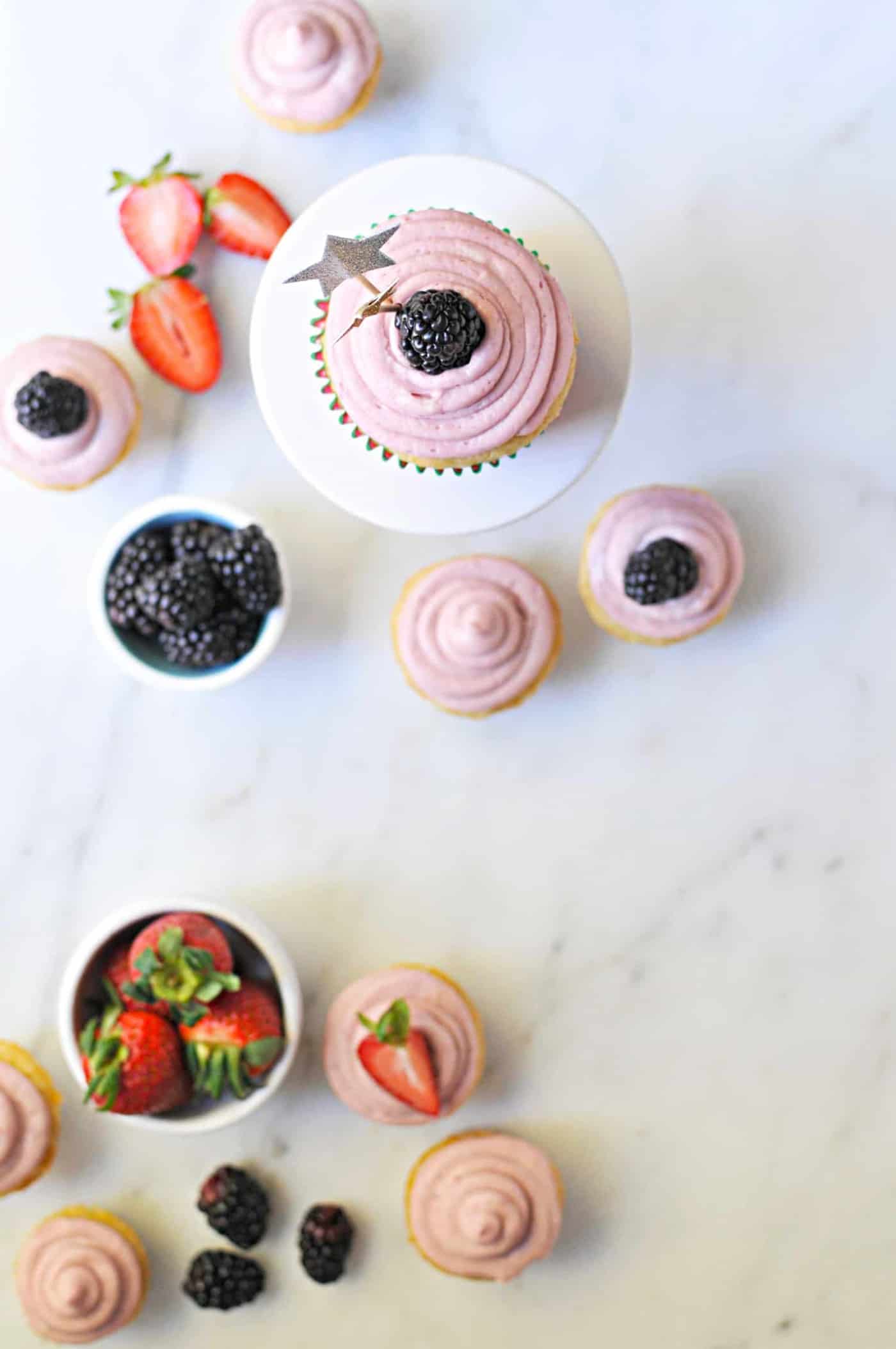 Vanilla Cream Cheese Cupcakes with Blackberry Lemon Buttercream recipe (via the pigandquill.com) #dessert #baking