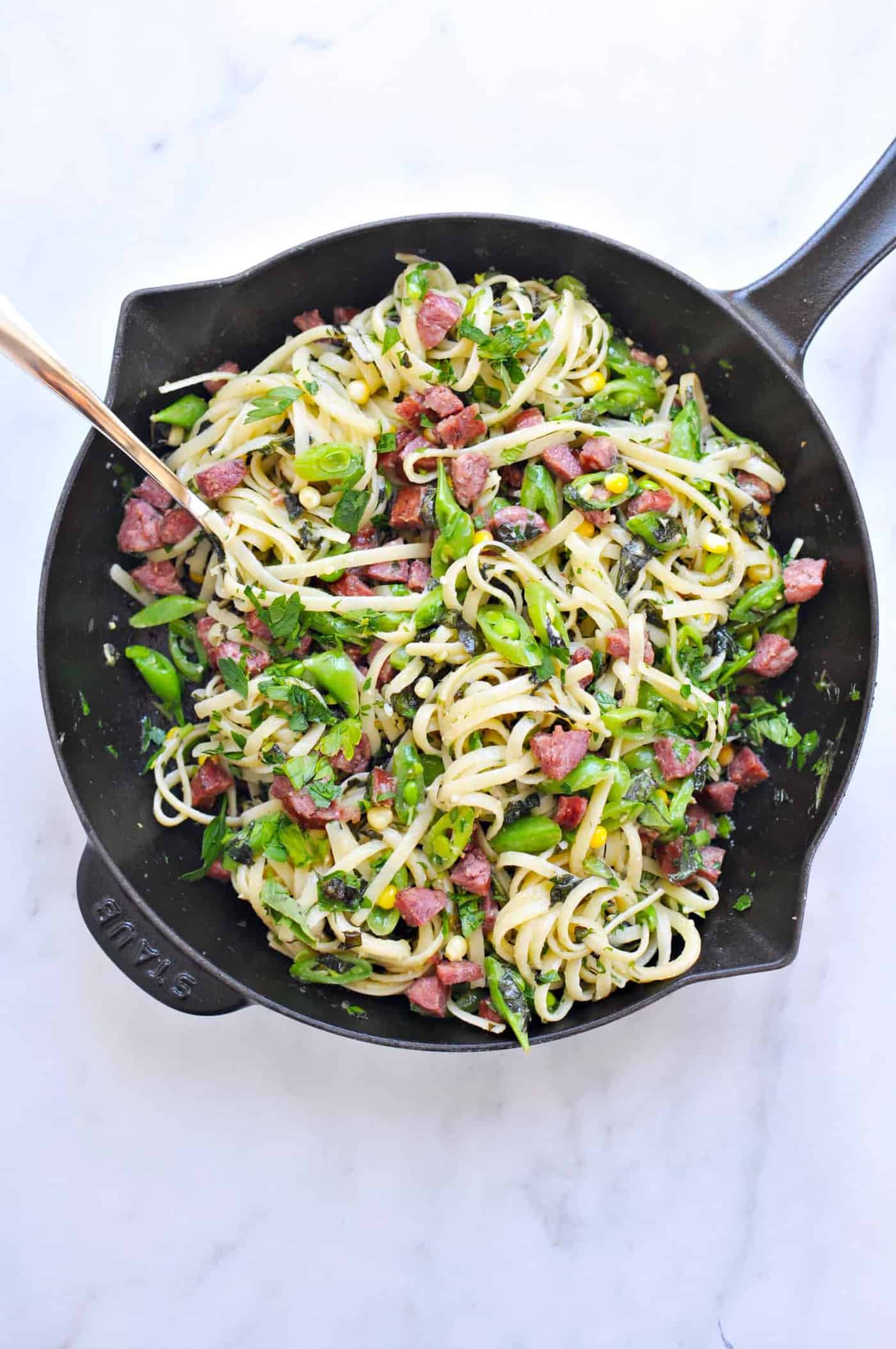 Endless Summer Noodle Bowls: Miso Butter Linguine with Sweet Corn, Snap Peas + Summer Sausage recipe (via thepigandquill.com) #pasta #veggies #basil