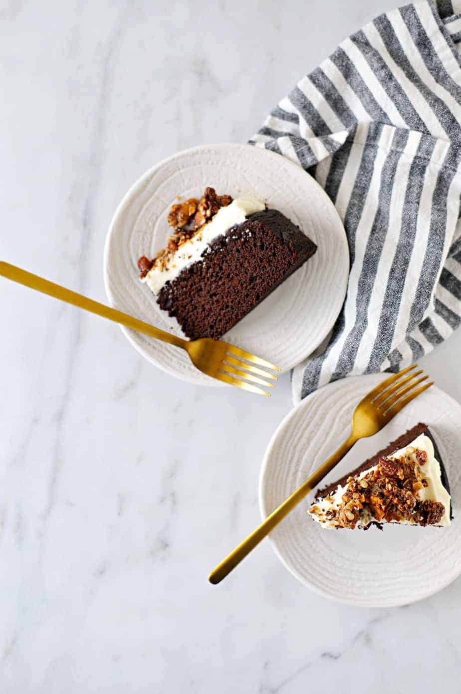 Chocolate Pumpkin Spice Cake with Cream Cheese Frosting recipe (via thepigandquill.com) #glutenfree #baking #fall