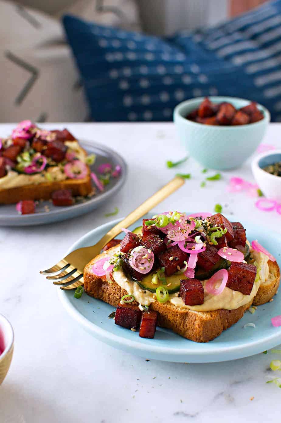 Hawaiian Hummus Toast recipe (via thepigandquill.com) #breakfast #brunch #spam #furikake #kimchi