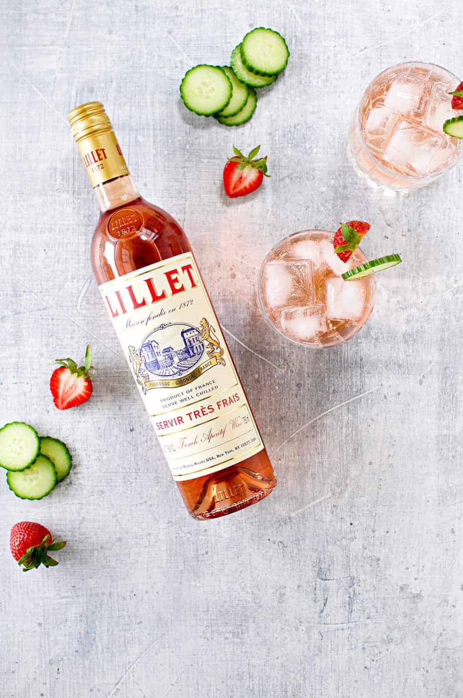 Pitcher Cocktails: Lillet-Grapefruit Spritzer