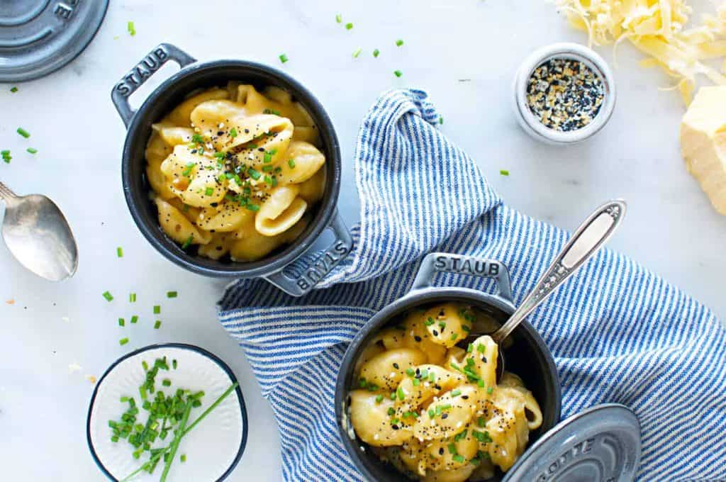 Smoked Gouda Instant Pot Mac and Cheese the pig & quill