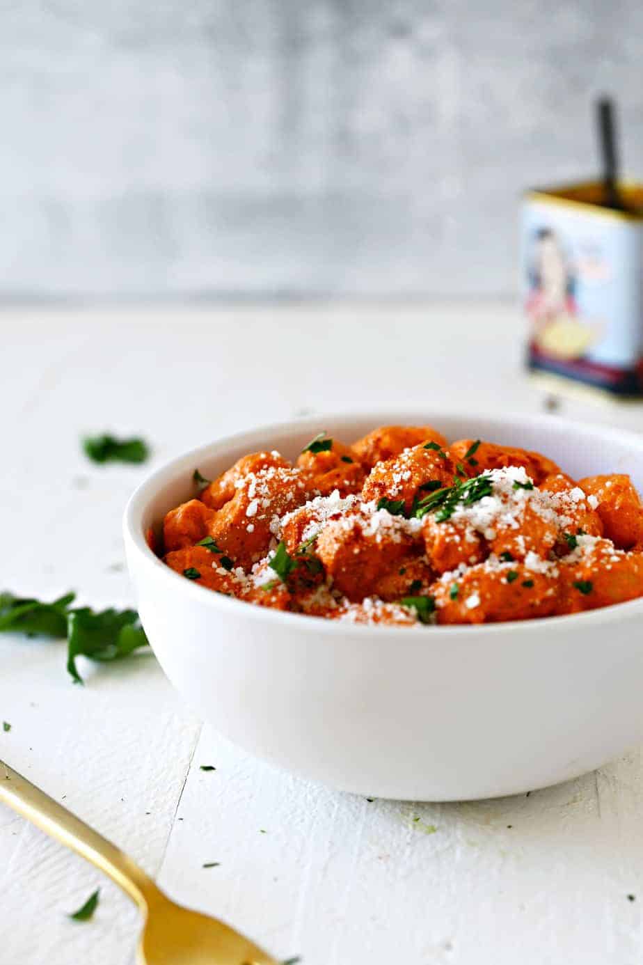 Gnocchi with Easy Romesco Sauce (Vegan-Optional) via thepigandquill.com #lunchboxidea #mealplan #dinner