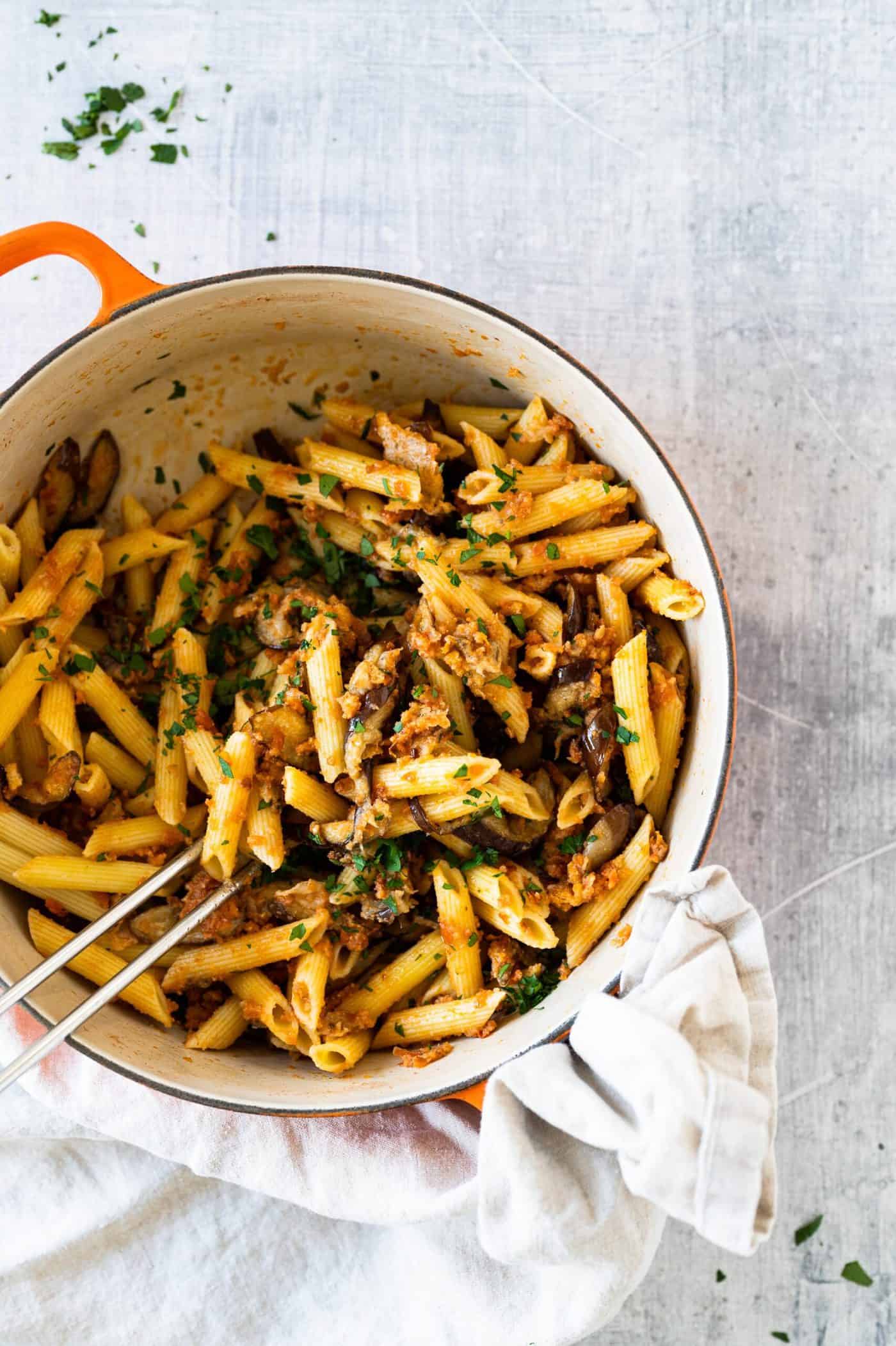 One Pot Easy Eggplant Parmesan Pasta recipe via thepigandquill #vegetarian #weeknightmeal #vegan